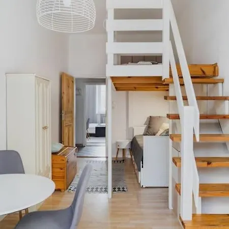 Concierge Wilanowska Apartmán *